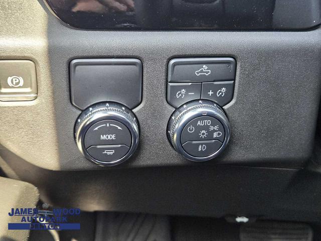 2024 GMC Sierra 1500 Vehicle Photo in DENTON, TX 76210-9321