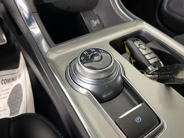 2022 Ford Edge Vehicle Photo in GILBERT, AZ 85297-0402