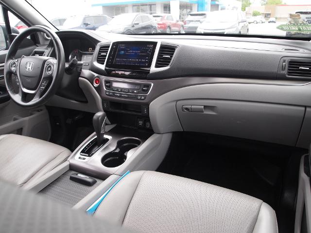 2019 Honda Ridgeline Vehicle Photo in MADISON, IN 47250-1611
