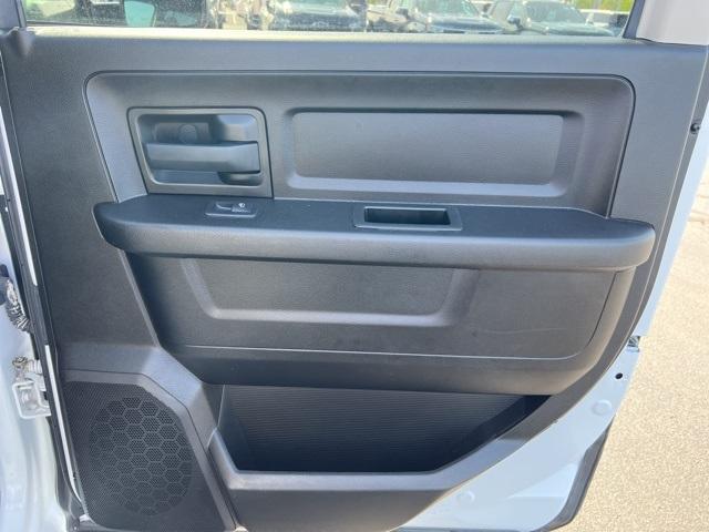 2019 Ram 1500 Classic Vehicle Photo in GREEN BAY, WI 54304-5303