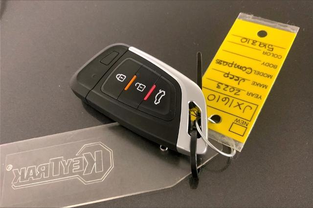 2023 Jeep Compass Vehicle Photo in Kansas City, MO 64114