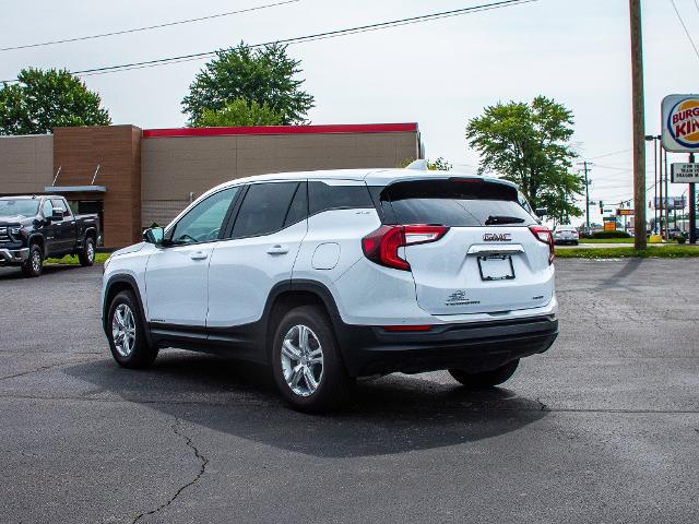 2024 GMC Terrain Vehicle Photo in MADISON, IN 47250-1611