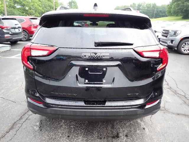 2023 GMC Terrain Vehicle Photo in ZELIENOPLE, PA 16063-2910