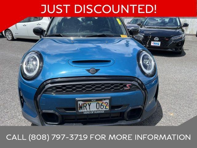 2023 MINI Cooper S Hardtop 2 Door Vehicle Photo in Kaneohe, HI 96744