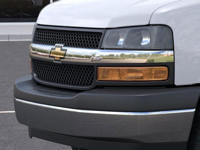 2025 Chevrolet Express Commercial Cutaway Vehicle Photo in TOPEKA, KS 66609-0000