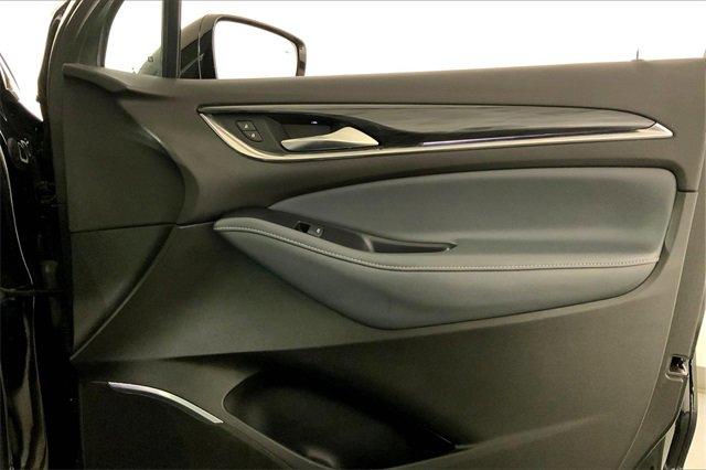 2022 Buick Enclave Vehicle Photo in KANSAS CITY, MO 64114-4545