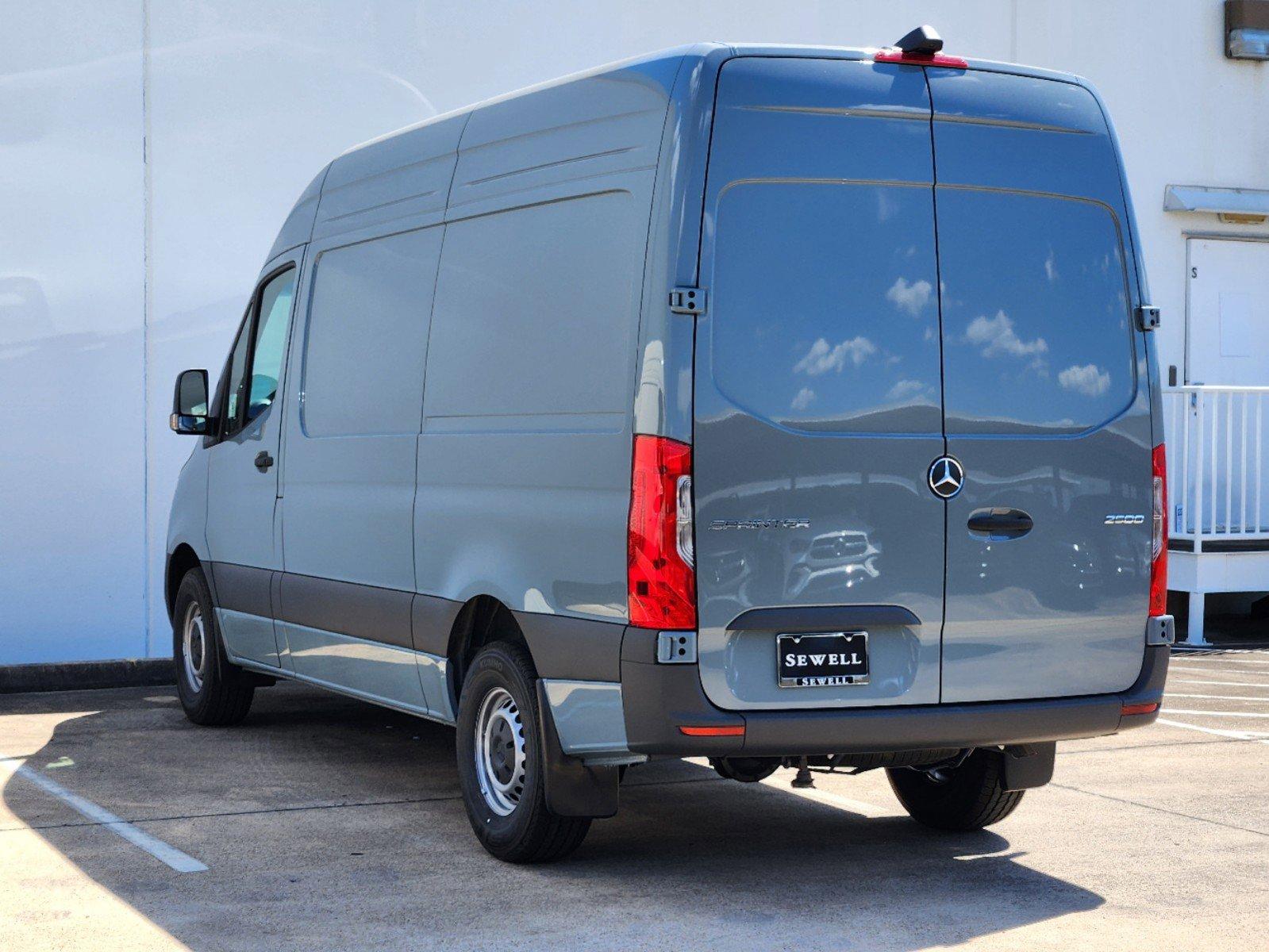 2025 Mercedes-Benz Sprinter Cargo Van Vehicle Photo in HOUSTON, TX 77079