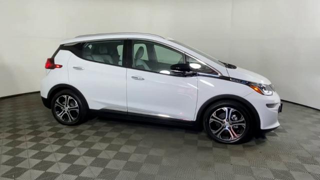 Used 2021 Chevrolet Bolt EV Premier with VIN 1G1FZ6S03M4104909 for sale in Alliance, OH