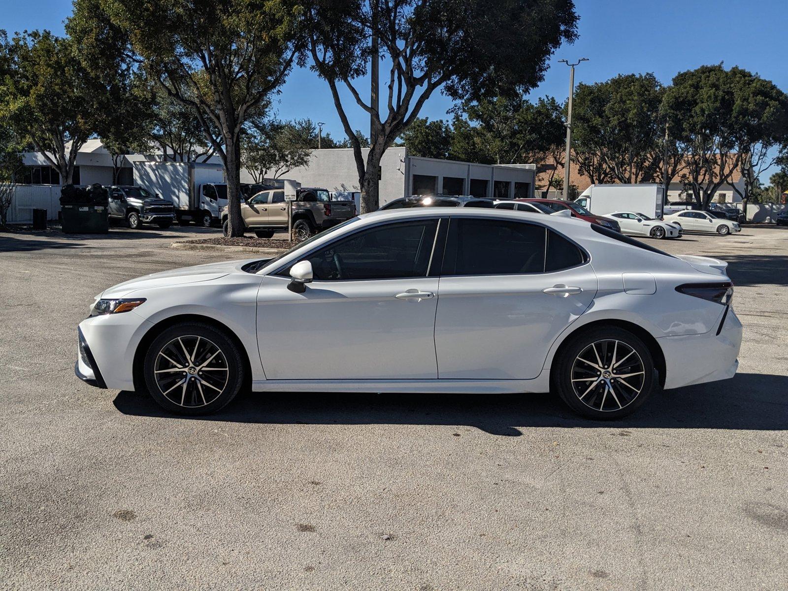 2023 Toyota Camry Vehicle Photo in GREENACRES, FL 33463-3207