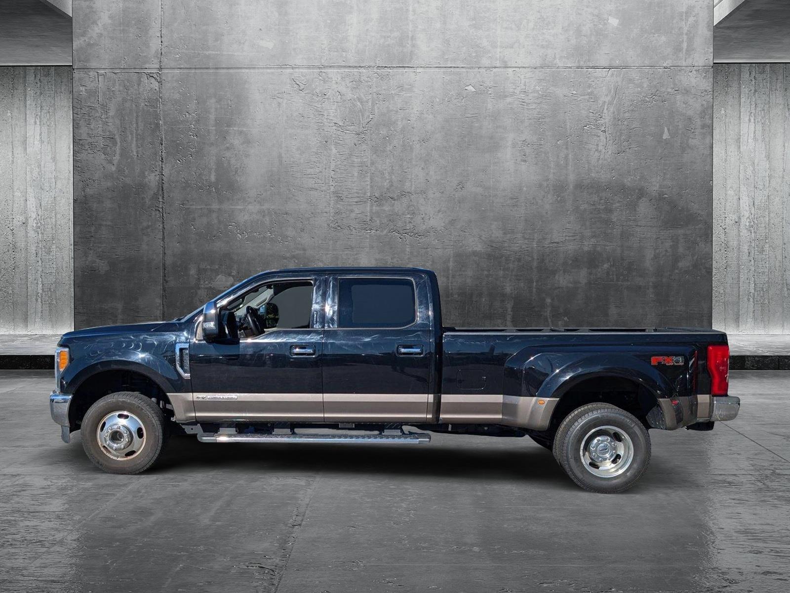 2018 Ford Super Duty F-350 DRW Vehicle Photo in Panama City, FL 32401