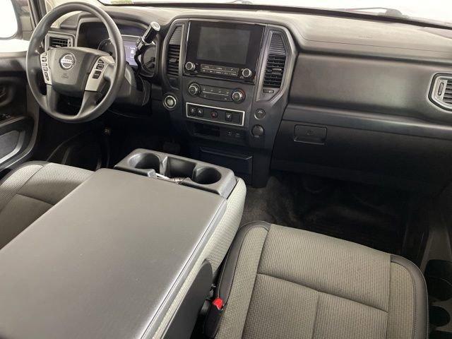 2021 Nissan Titan Vehicle Photo in PHOENIX, AZ 85014-3381