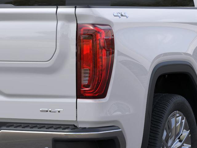 2025 GMC Sierra 1500 Vehicle Photo in LEOMINSTER, MA 01453-2952