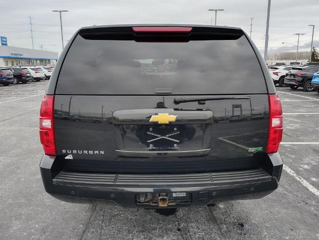 2012 Chevrolet Suburban LT photo 6