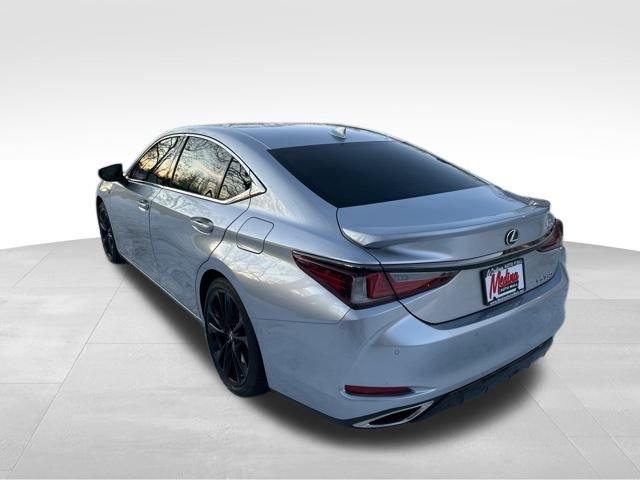 2022 Lexus ES Vehicle Photo in MEDINA, OH 44256-9631