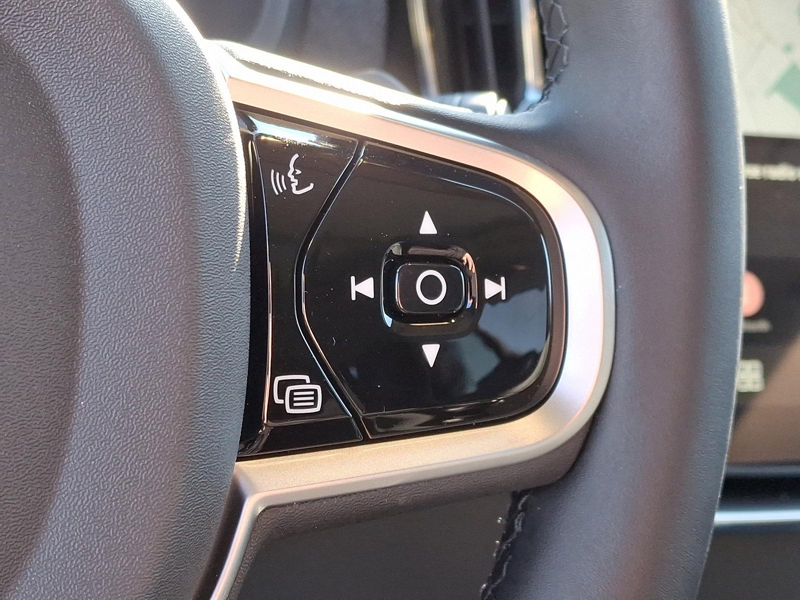 2025 Volvo XC90 Vehicle Photo in Trevose, PA 19053