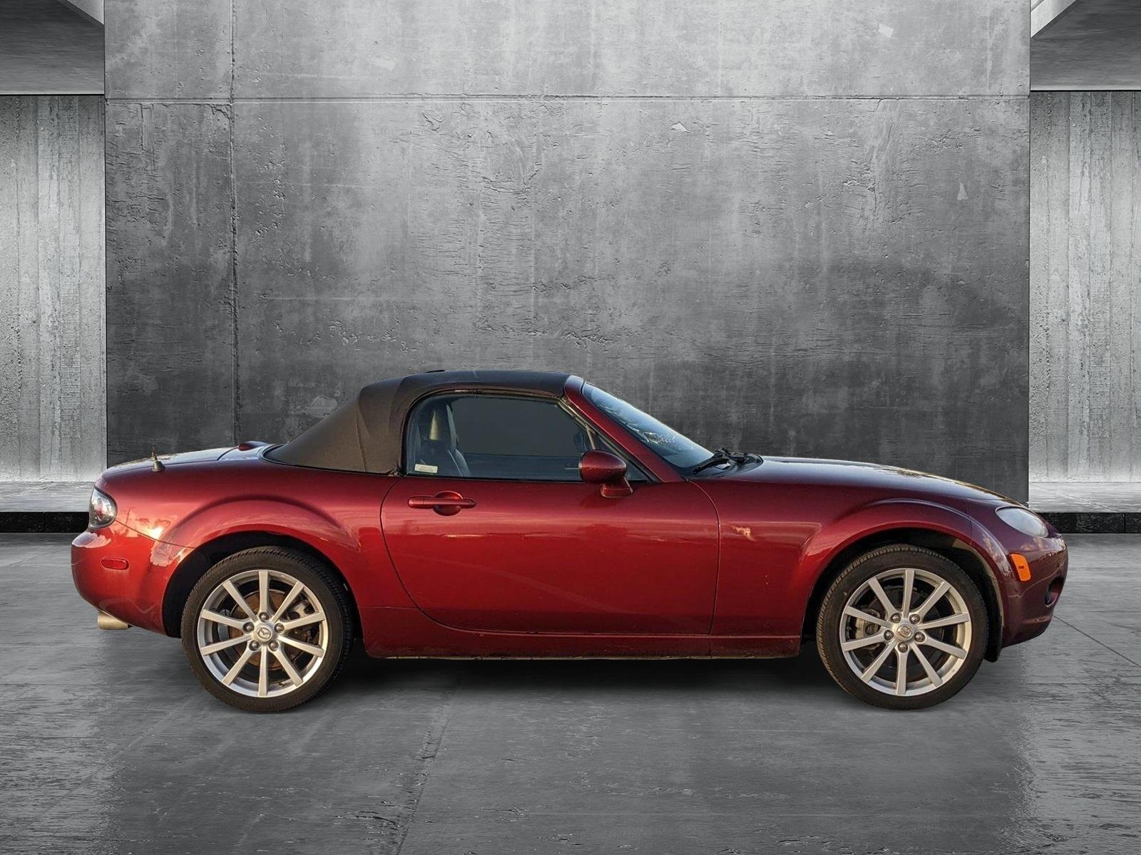 2007 Mazda MX-5 Miata Vehicle Photo in Austin, TX 78728