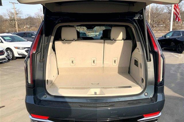 2021 Cadillac Escalade Vehicle Photo in KANSAS CITY, MO 64114-4502