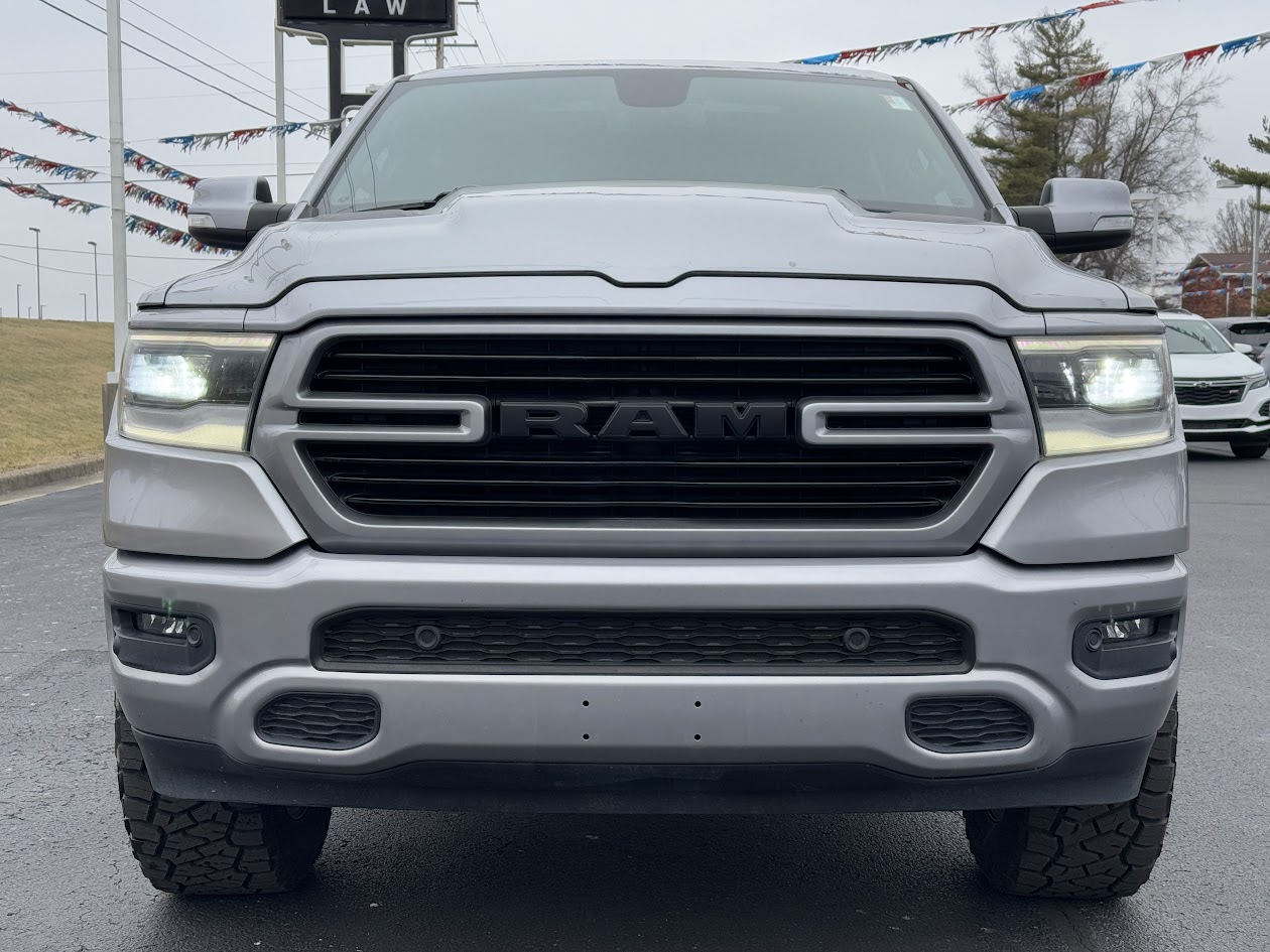 2019 Ram 1500 Vehicle Photo in BOONVILLE, IN 47601-9633