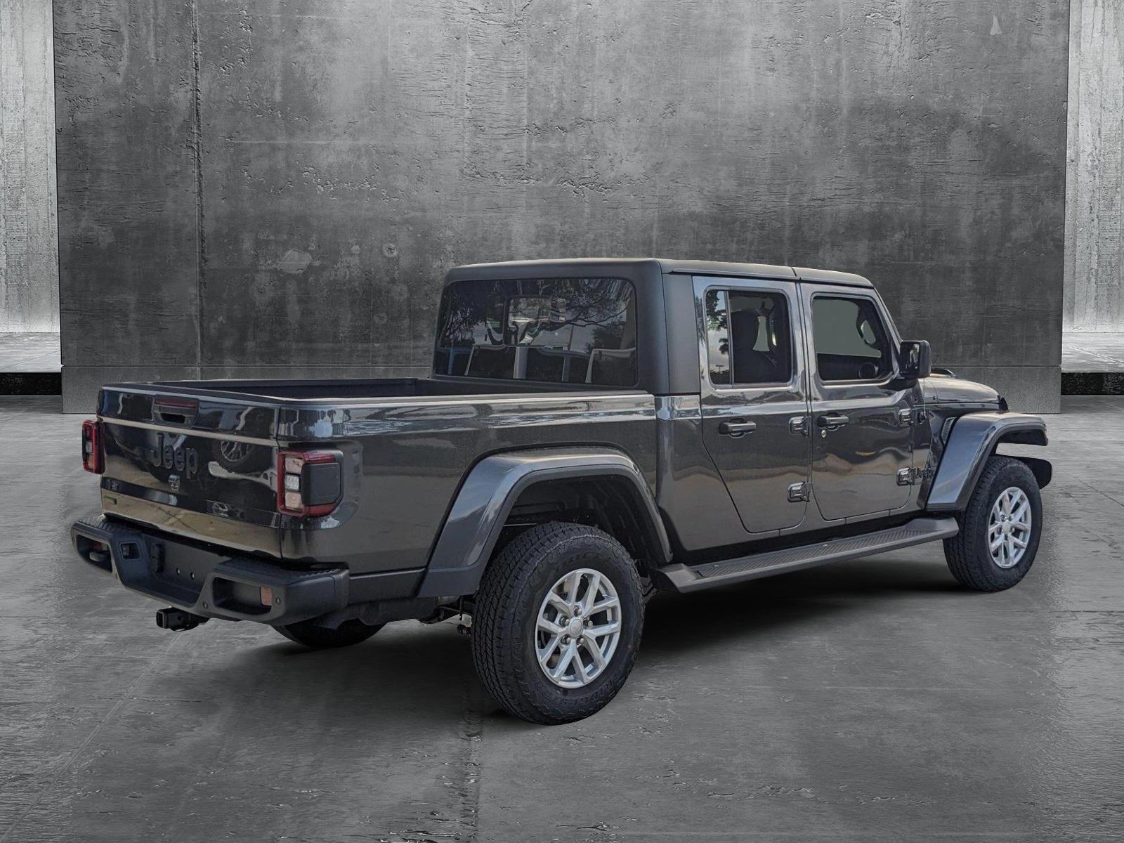 2023 Jeep Gladiator Vehicle Photo in Pembroke Pines, FL 33027