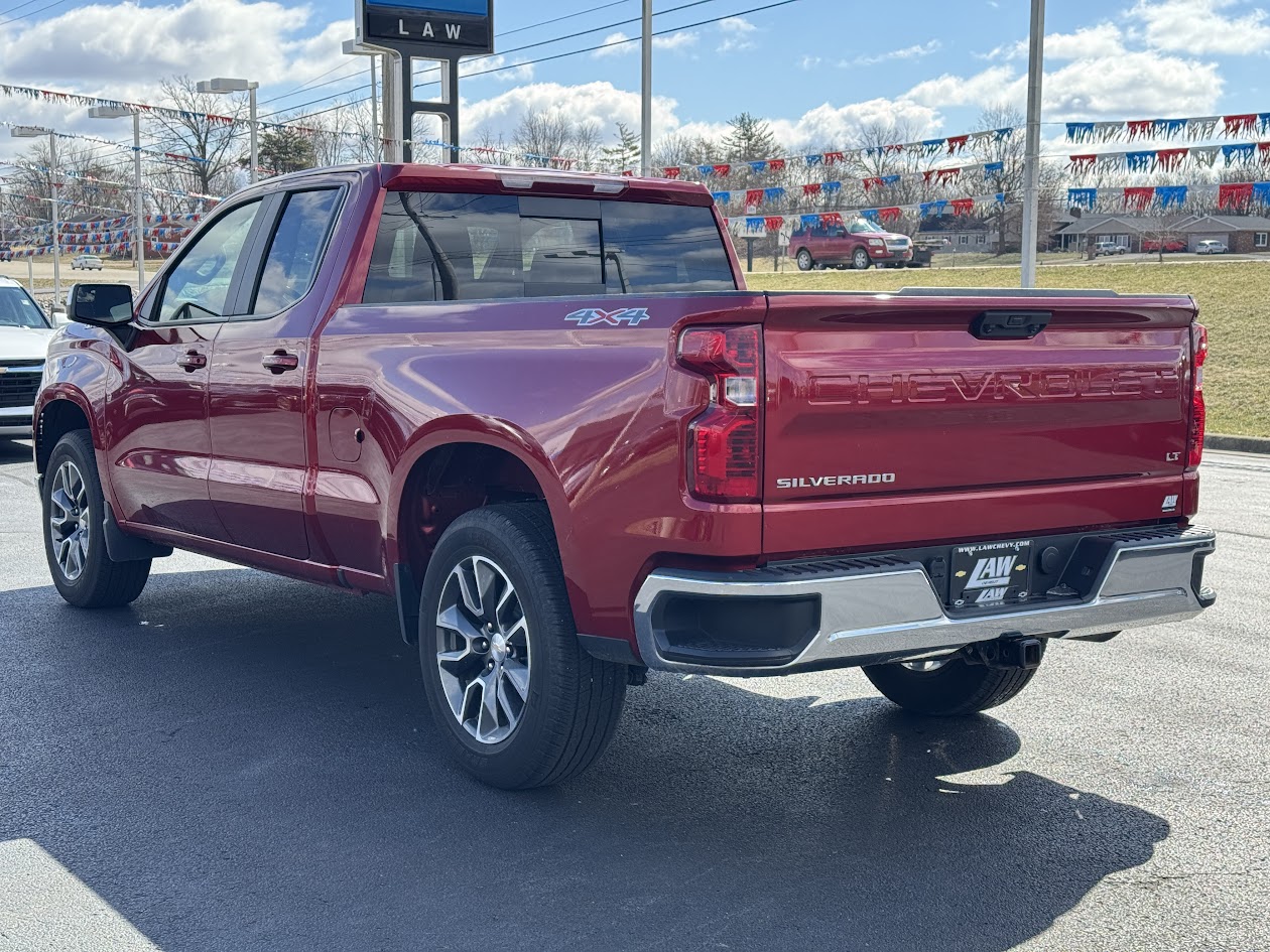 2022 Chevrolet Silverado 1500 Vehicle Photo in BOONVILLE, IN 47601-9633