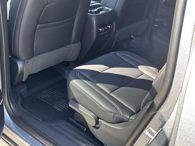 2025 GMC Acadia Vehicle Photo in ALBERTVILLE, AL 35950-0246