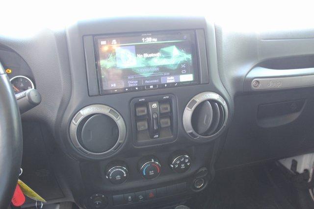 2016 Jeep Wrangler Unlimited Vehicle Photo in SAINT CLAIRSVILLE, OH 43950-8512