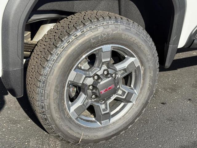 2025 GMC Sierra 2500 HD Vehicle Photo in COLUMBIA, MO 65203-3903