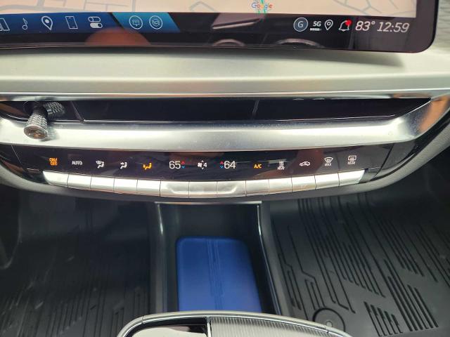 2025 Cadillac LYRIQ Vehicle Photo in HOUSTON, TX 77079