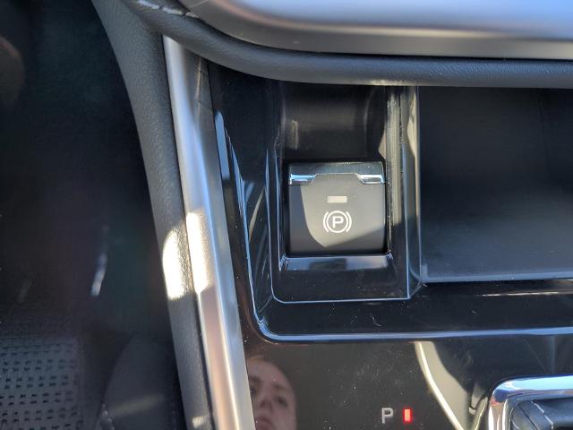 2025 Subaru Outback Vehicle Photo in Green Bay, WI 54304