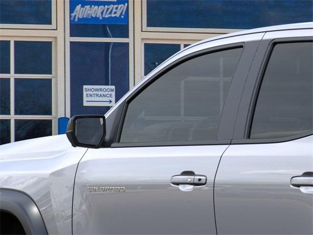 2025 Chevrolet Colorado Vehicle Photo in ENGLEWOOD, CO 80113-6708