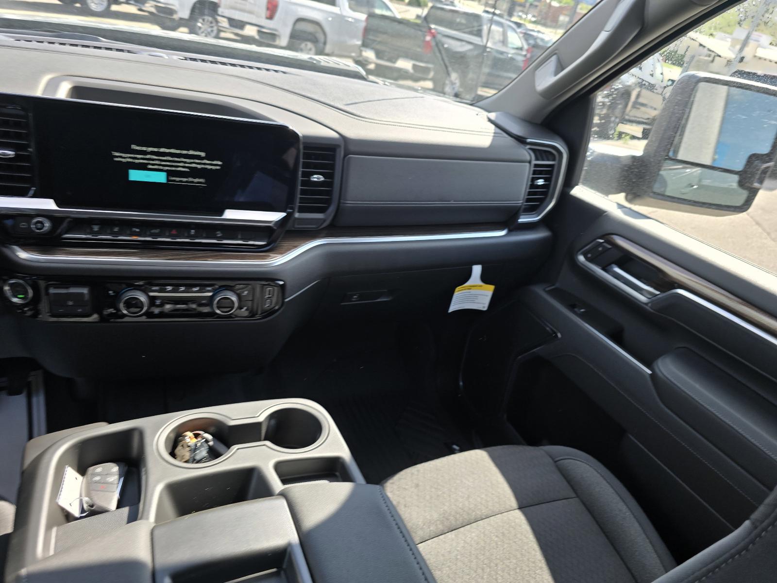 2025 Chevrolet Silverado 2500 HD Vehicle Photo in Rolla, MO 65401
