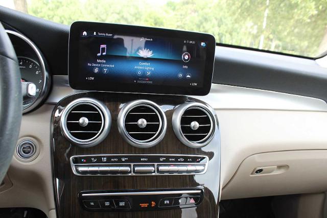 2022 Mercedes-Benz GLC Vehicle Photo in HOUSTON, TX 77090