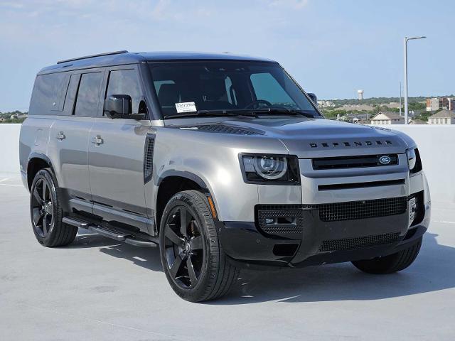 2024 Defender Vehicle Photo in AUSTIN, TX 78717