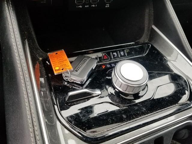 2022 Jeep Wagoneer Vehicle Photo in ELYRIA, OH 44035-6349