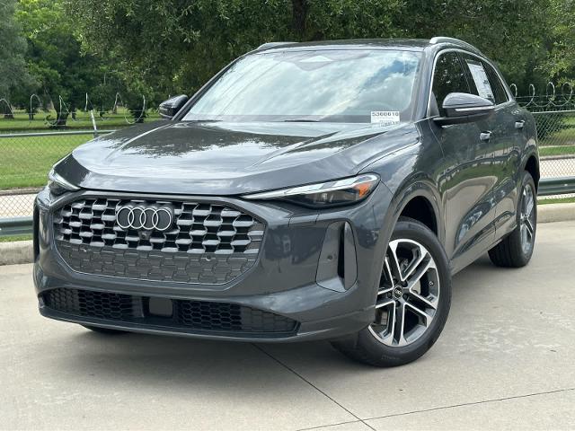 2025 Audi Q5 Vehicle Photo in HOUSTON, TX 77090