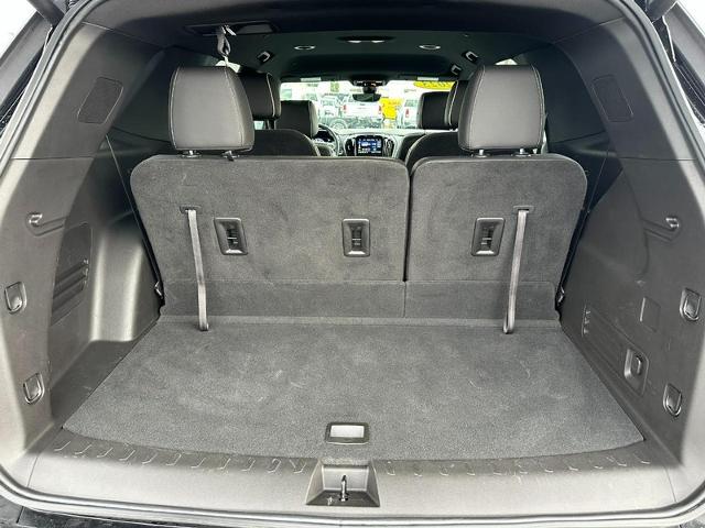 2023 Chevrolet Traverse Vehicle Photo in COLUMBIA, MO 65203-3903