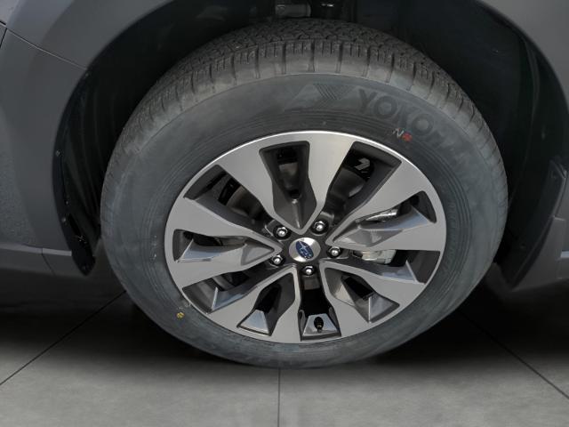 2025 Subaru Outback Vehicle Photo in Green Bay, WI 54304