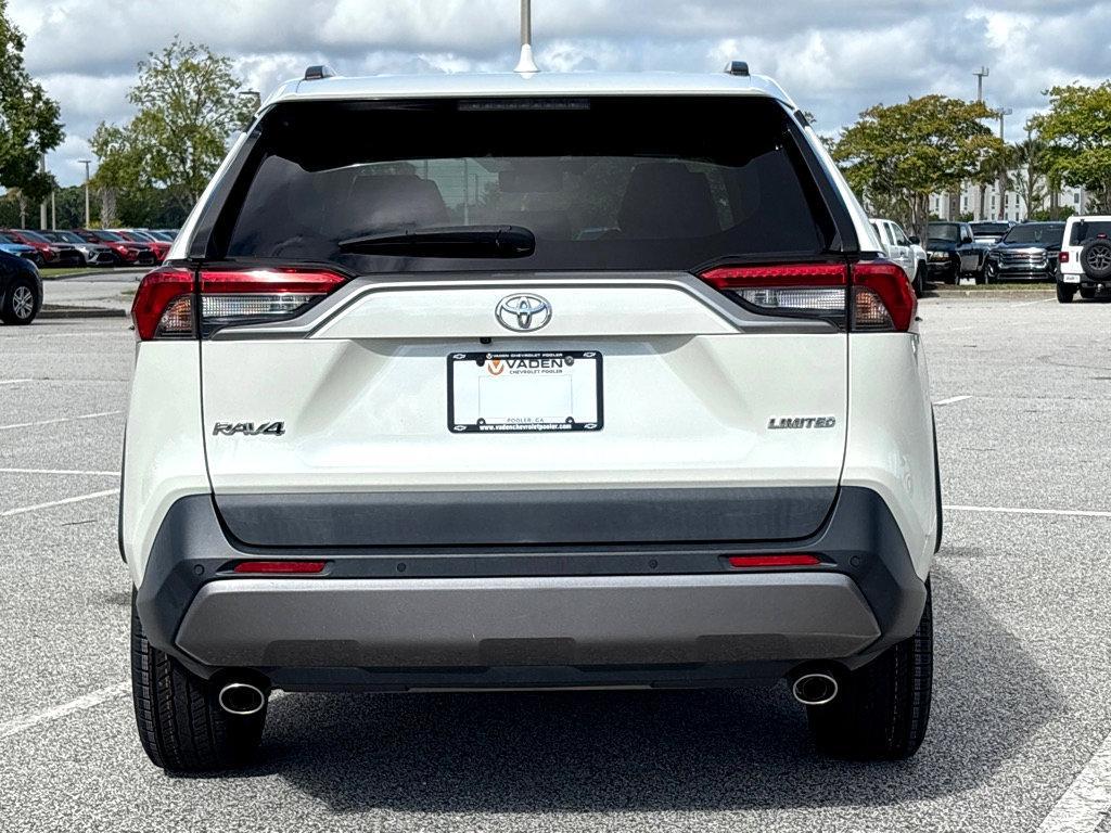 2019 Toyota RAV4 Vehicle Photo in POOLER, GA 31322-3252