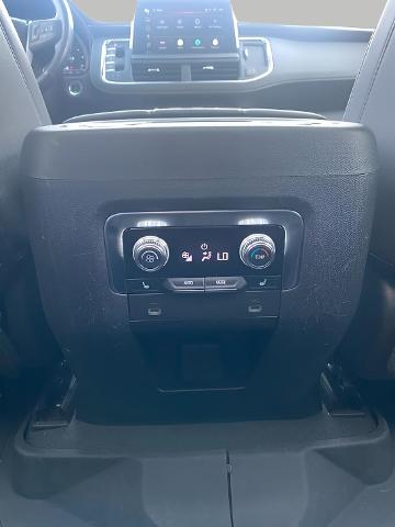 2022 GMC Yukon Vehicle Photo in APPLETON, WI 54914-8833