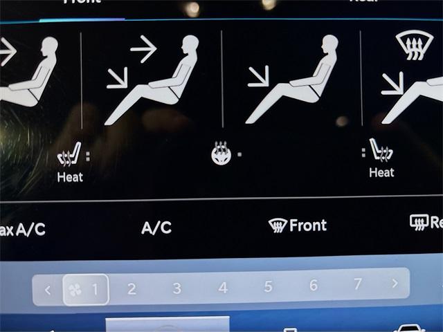 2021 Chrysler Pacifica Vehicle Photo in Puyallup, WA 98371