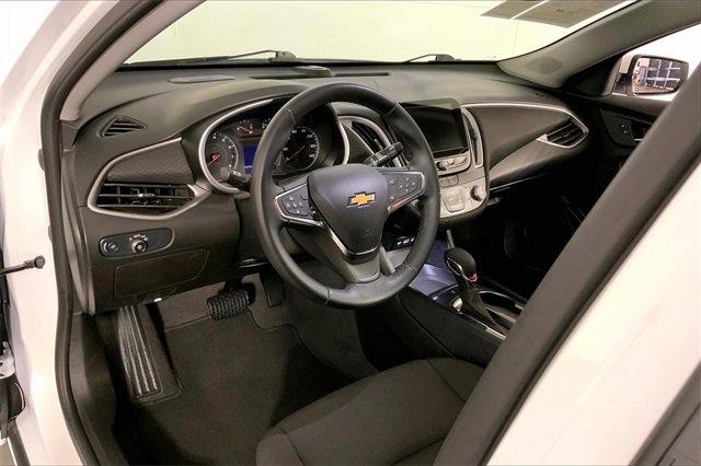 2025 Chevrolet Malibu Vehicle Photo in INDEPENDENCE, MO 64055-1314