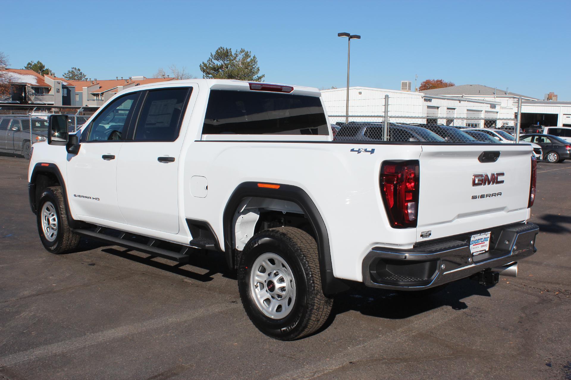 2025 GMC Sierra 2500 HD Vehicle Photo in AURORA, CO 80012-4011