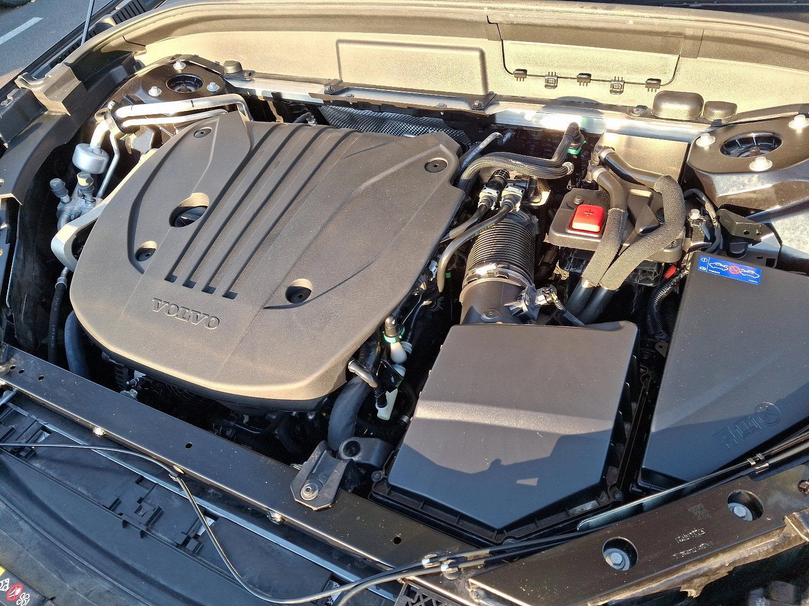 2022 Volvo XC60 Vehicle Photo in Trevose, PA 19053