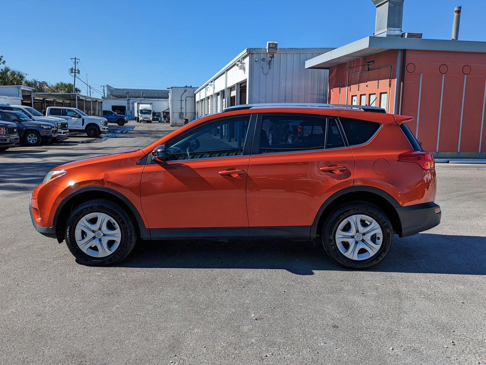 2015 Toyota RAV4 Vehicle Photo in Bradenton, FL 34207