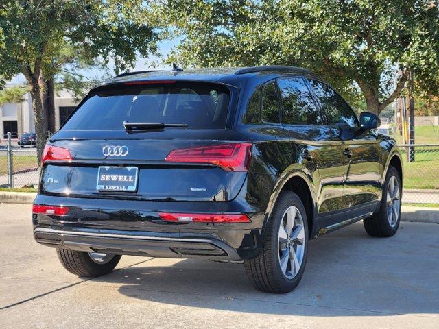 2025 Audi Q5 Vehicle Photo in HOUSTON, TX 77090