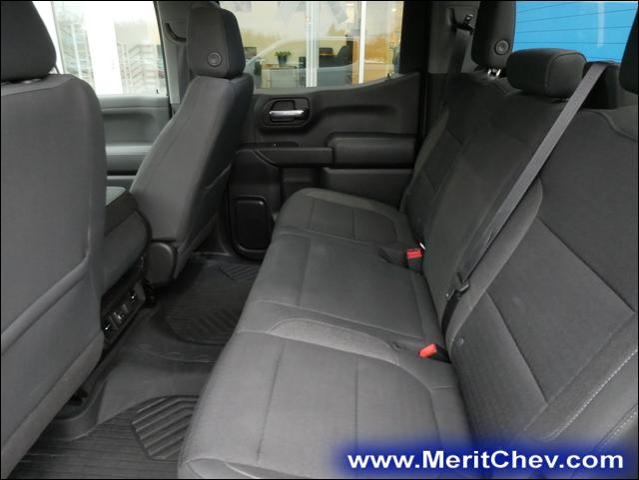 2021 Chevrolet Silverado 1500 Vehicle Photo in MAPLEWOOD, MN 55119-4794