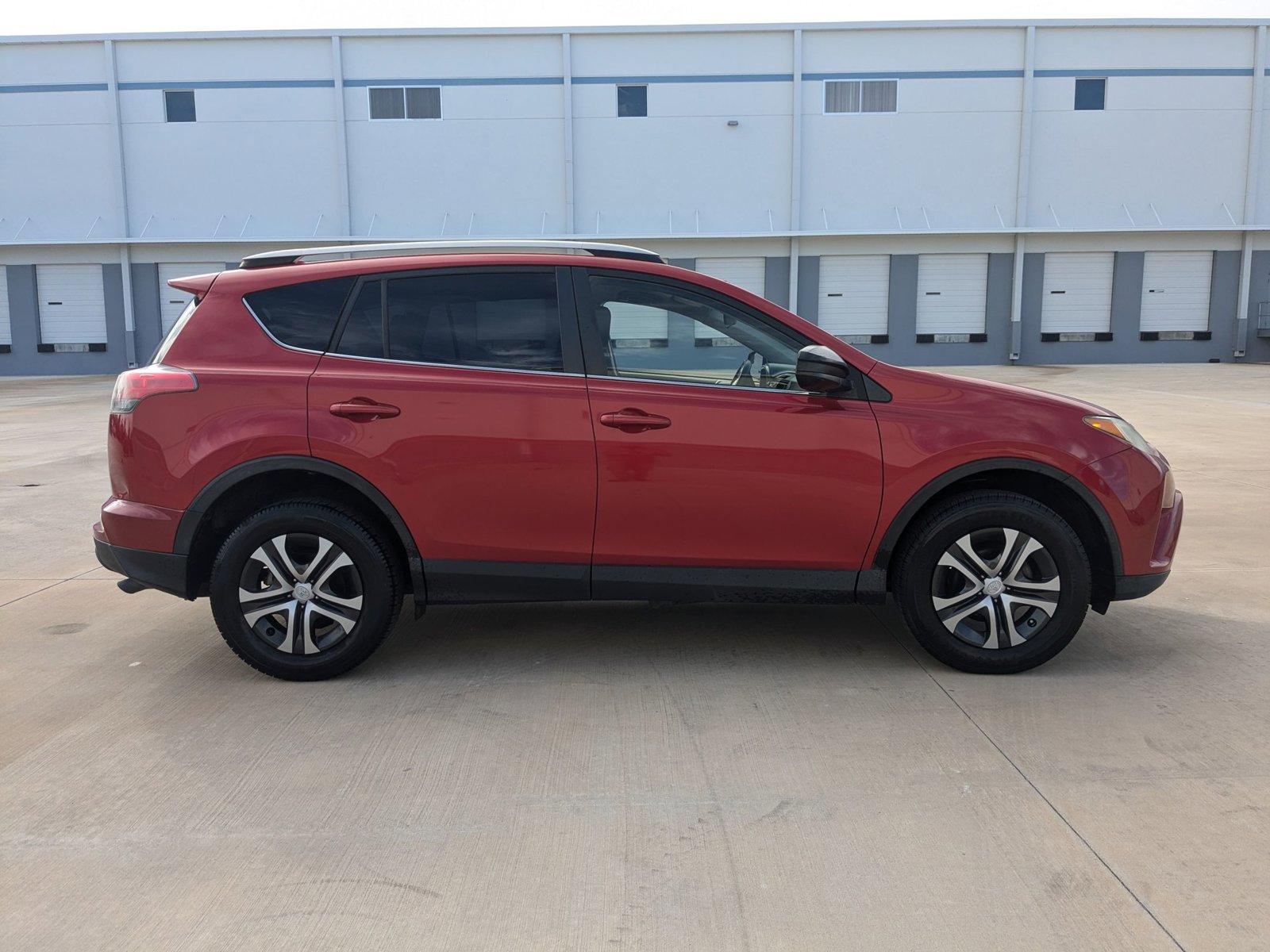 2017 Toyota RAV4 Vehicle Photo in Winter Park, FL 32792