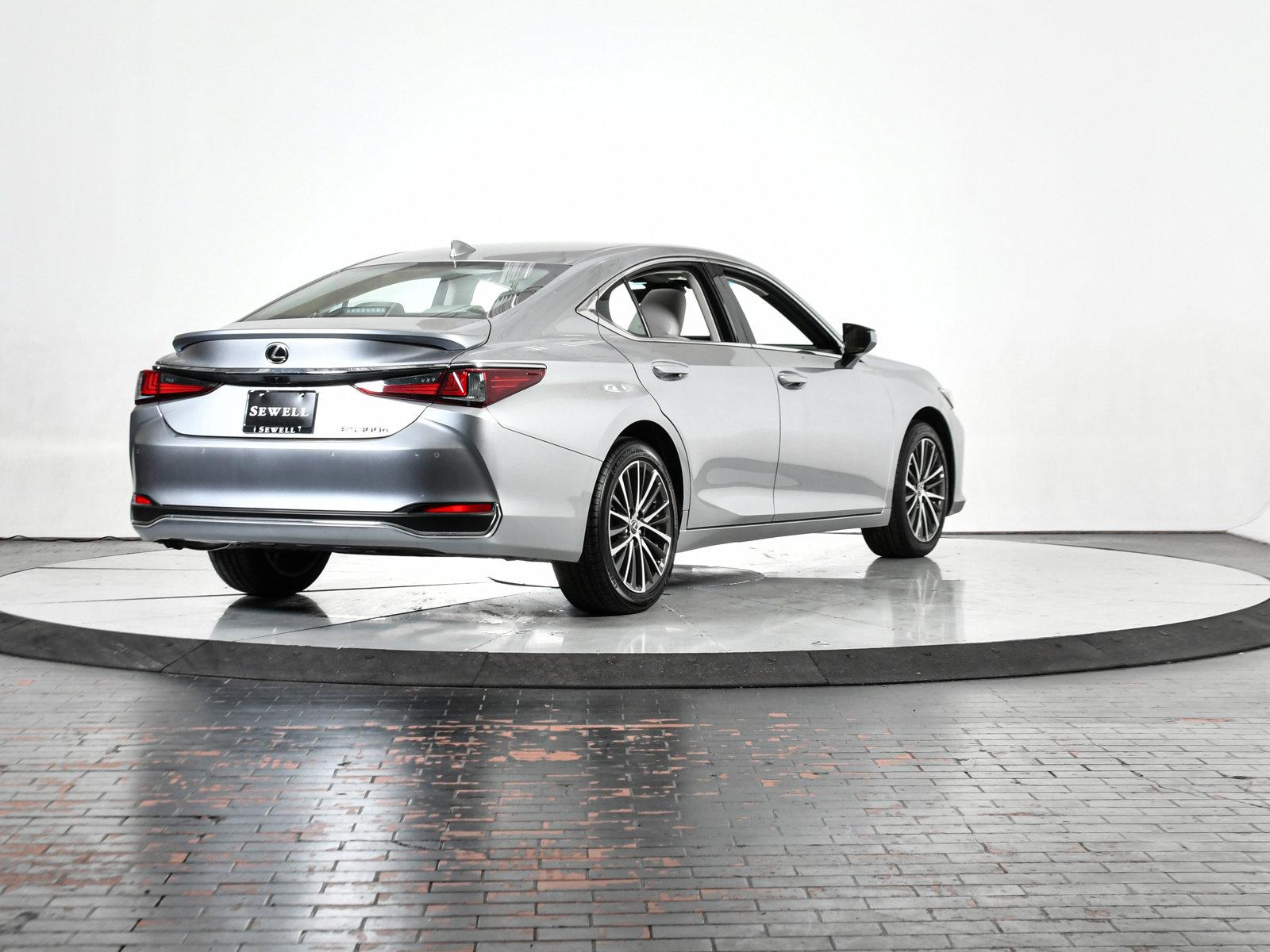 2025 Lexus ES 300h Vehicle Photo in DALLAS, TX 75235