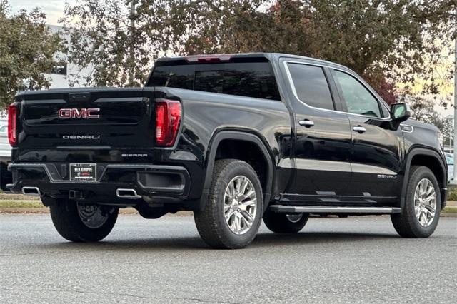 2025 GMC Sierra 1500 Vehicle Photo in ELK GROVE, CA 95757-8703