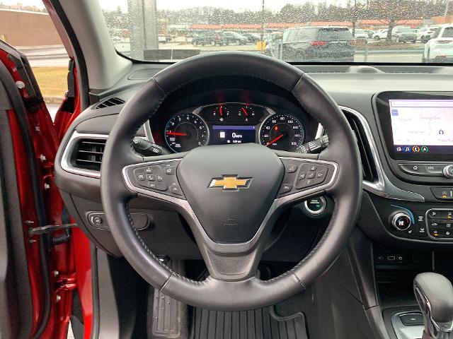 2022 Chevrolet Equinox Vehicle Photo in MOON TOWNSHIP, PA 15108-2571